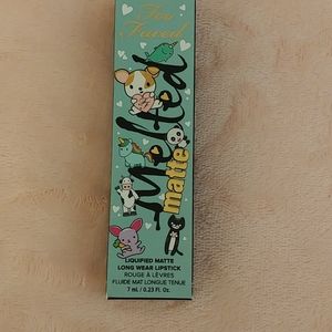 💗NWT Too Faced Melted Clover 2